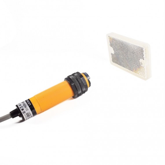 Sensor de proximidad IR reflex E3F-R2N12