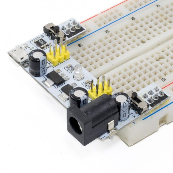 Fuente para protoboard con micro USB
