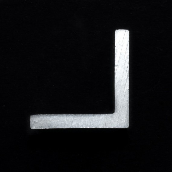 Bracket L universal simple