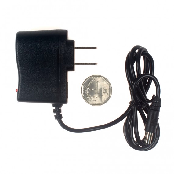 Fuente de alimentación AC/DC 5V 1A (adaptador)
