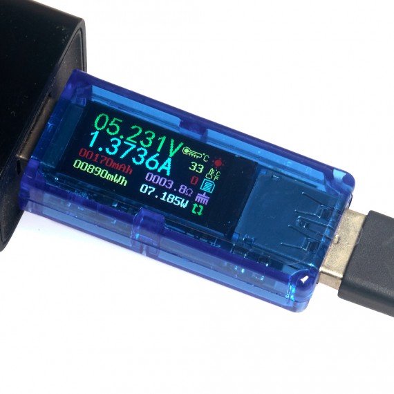 Medidor USB  de voltaje y corriente AT35