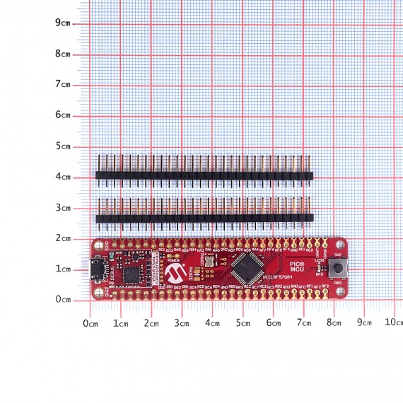 DM182030 - PIC18F57Q84 CURIOSITY NANO EVALUATION KIT